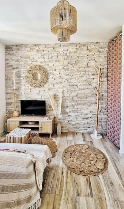 Апартаменты New #Boheme Chic# Pied De La Cite #2 Каркассон Экстерьер фото